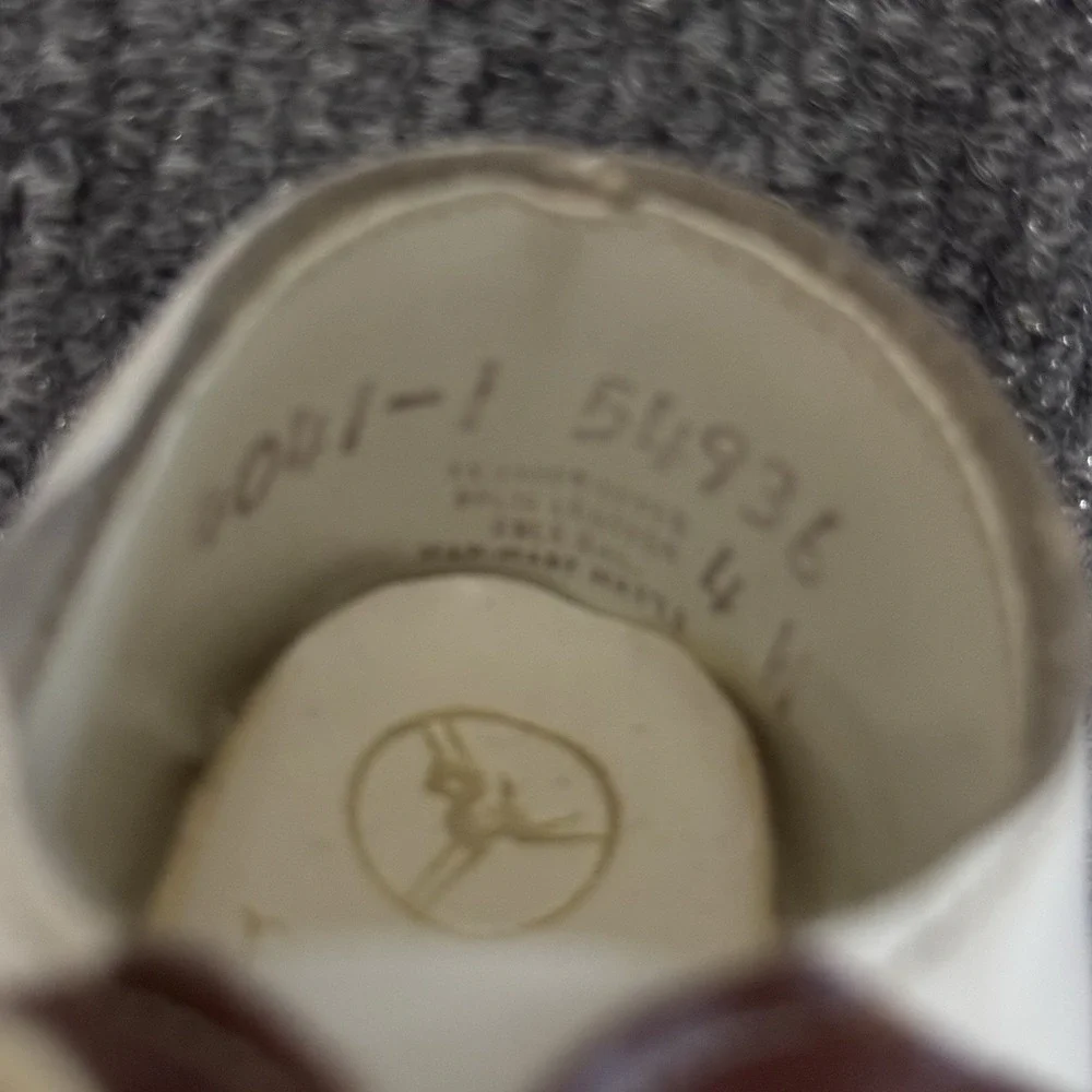 Vintage 50s Baby  Deer Baby Shoes Ideal Baby‎ Shoe Co. USA Brown/White SZ 2 BOX